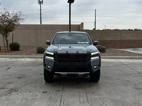 Used 2025 Nissan Frontier PRO-4X image 3