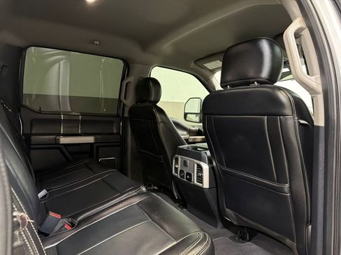 Used 2021 Ford F350 Lariat w/ Lariat Value Package AWD/4WD image 44
