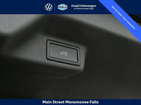 New 2025 Volkswagen ID. Buzz Pro S Plus image 25