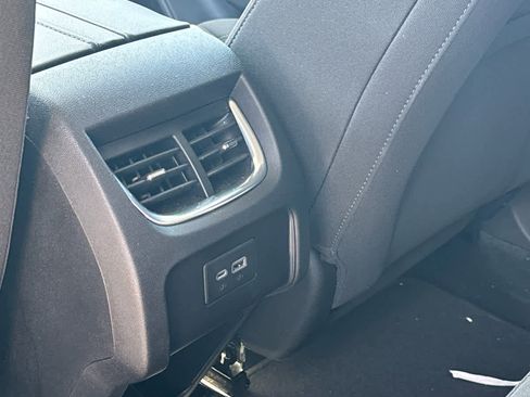 Used 2022 Chevrolet Blazer LT image 14