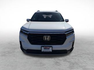 Certified 2024 Honda Pilot Touring video 2