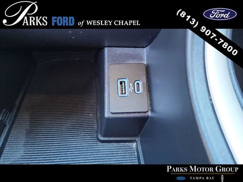 Used 2023 Ford Edge SEL image 21