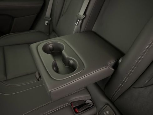 Used 2023 Buick Envision Essence image 39