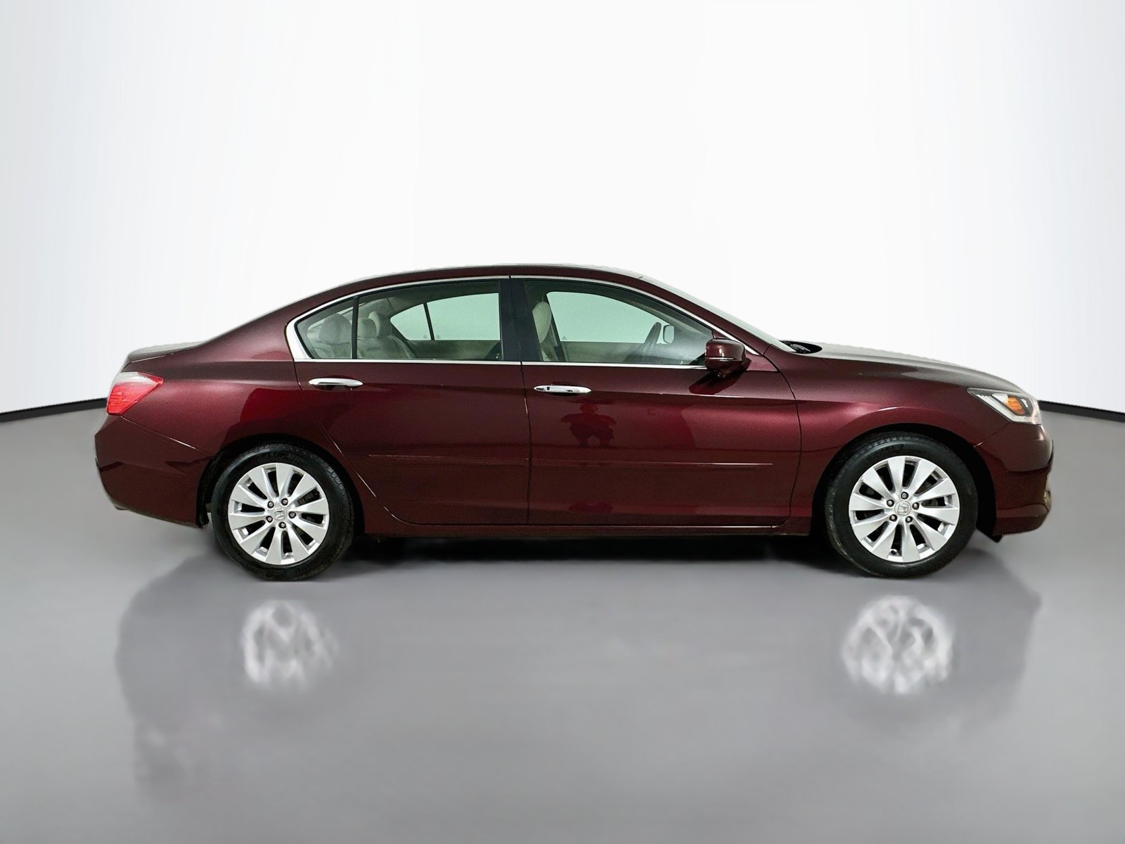 Used 2014 Honda Accord EX image 4