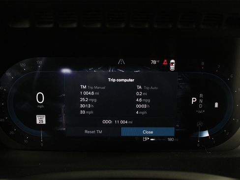 Certified 2025 Volvo XC90 B6 Ultra image 12