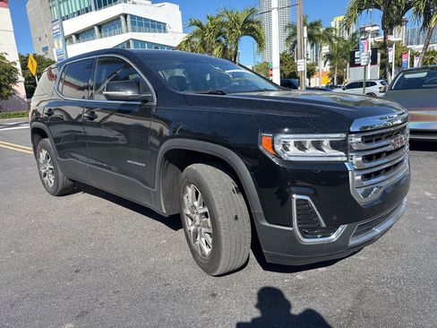 Used 2023 GMC Acadia SLE image 2