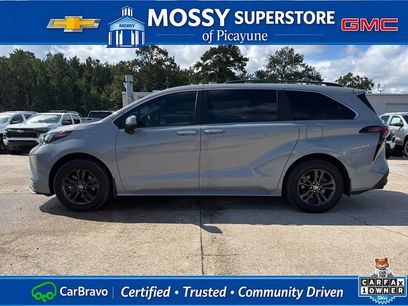 Used 2024 Toyota Sienna XLE Woodland Edition