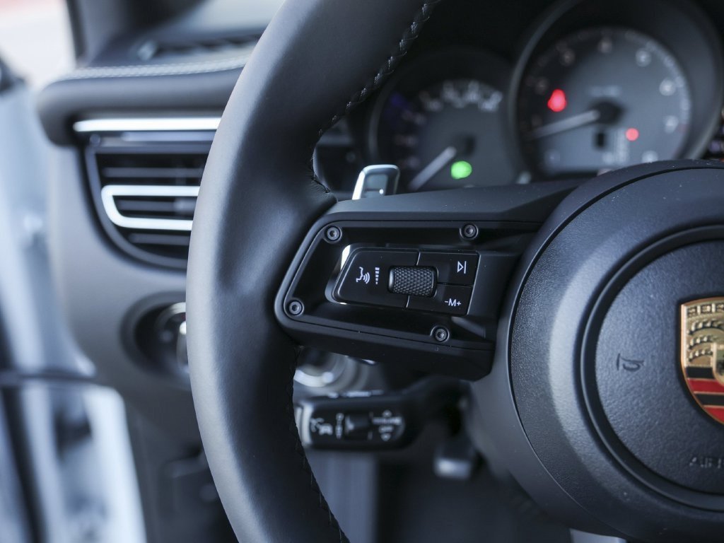 Certified 2026 Porsche Macan S AWD/4WD image 22