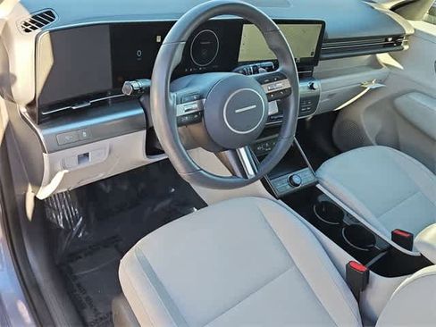 Used 2024 Hyundai Kona SEL image 10