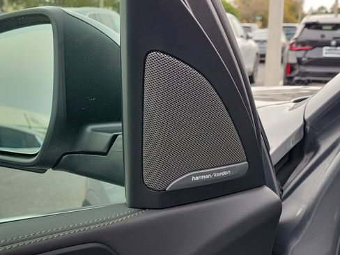 New 2026 BMW X5 xDrive40i w/ Climate Comfort Package image 14