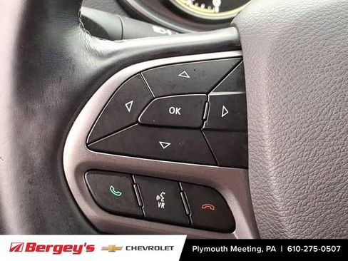 Used 2020 Jeep Cherokee Limited w/ Technology Group image 23