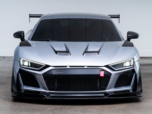 Used 2017 Audi R8 V10 AWD/4WD image 3