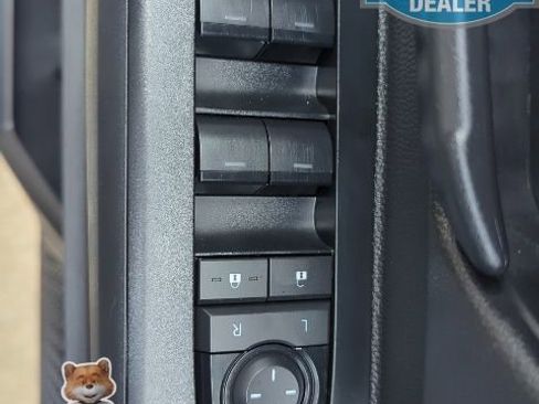 Used 2024 Toyota Tacoma SR image 14