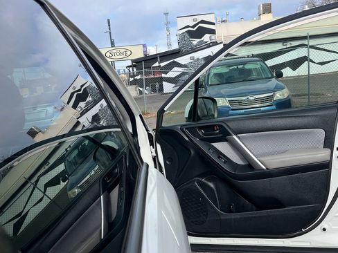 Used 2018 Subaru Forester 2.5i Premium w/ Protection Package #1 image 11