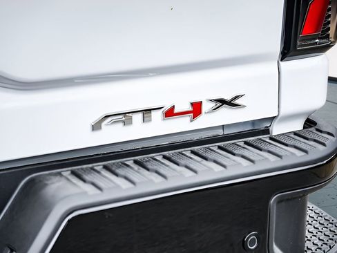 New 2026 GMC Sierra 2500 AT4X AWD/4WD image 10