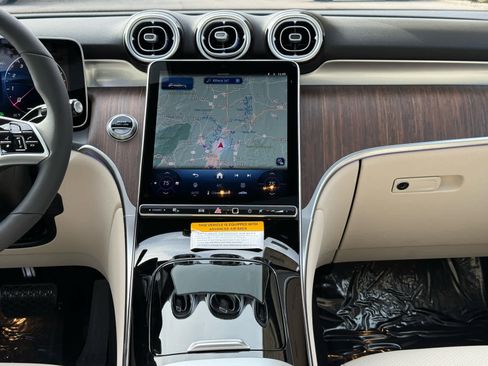 Used 2026 Mercedes-Benz GLC 300 GLC 300 image 13