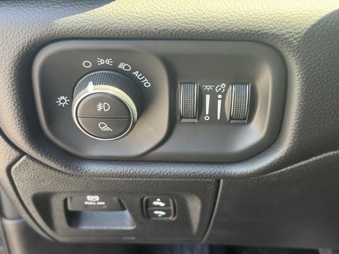 New 2026 RAM 1500 Big Horn AWD/4WD image 27