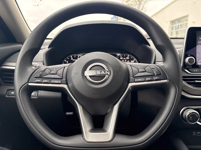 Used 2026 Nissan Altima 2.5 SV FWD image 12