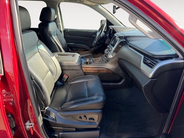 Used 2020 Chevrolet Suburban LT AWD/4WD image 15