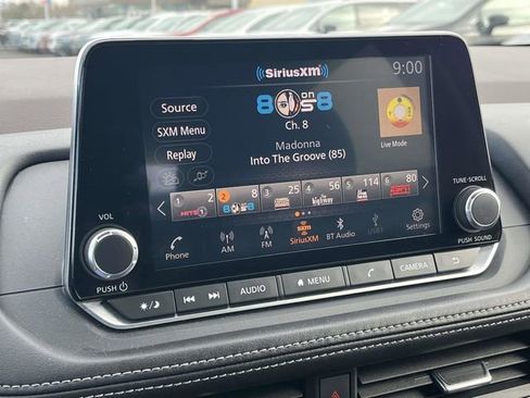 Used 2023 Nissan Rogue SV image 28