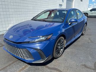 Used 2025 Toyota Camry SE FWD video 1