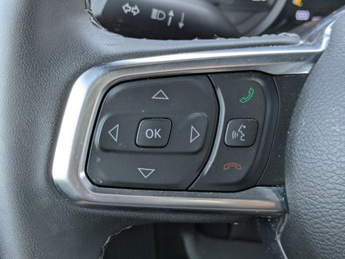 Used 2025 Jeep Wrangler Unlimited Sahara w/ Safety Group AWD/4WD image 19
