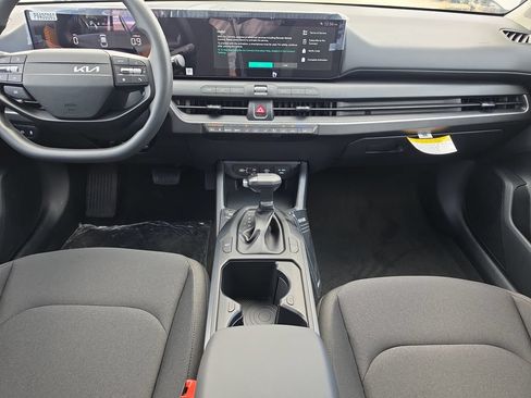 New 2026 Kia K4 FWD image 13