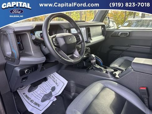 Certified 2024 Ford Bronco Black Diamond w/ Sasquatch Package image 18