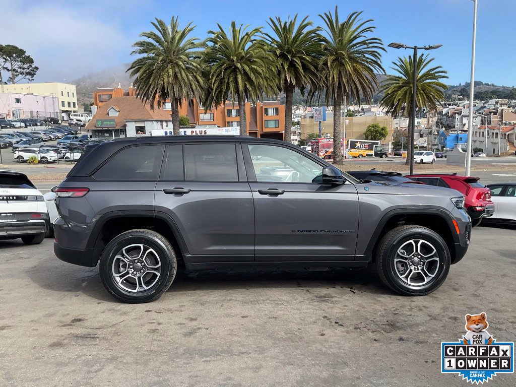 Used 2023 Jeep Grand Cherokee Trailhawk AWD/4WD image 3