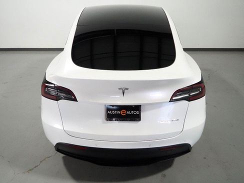 Used 2020 Tesla Model Y Long Range AWD/4WD image 8