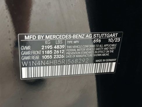 Certified 2024 Mercedes-Benz GLA 250 4MATIC image 36
