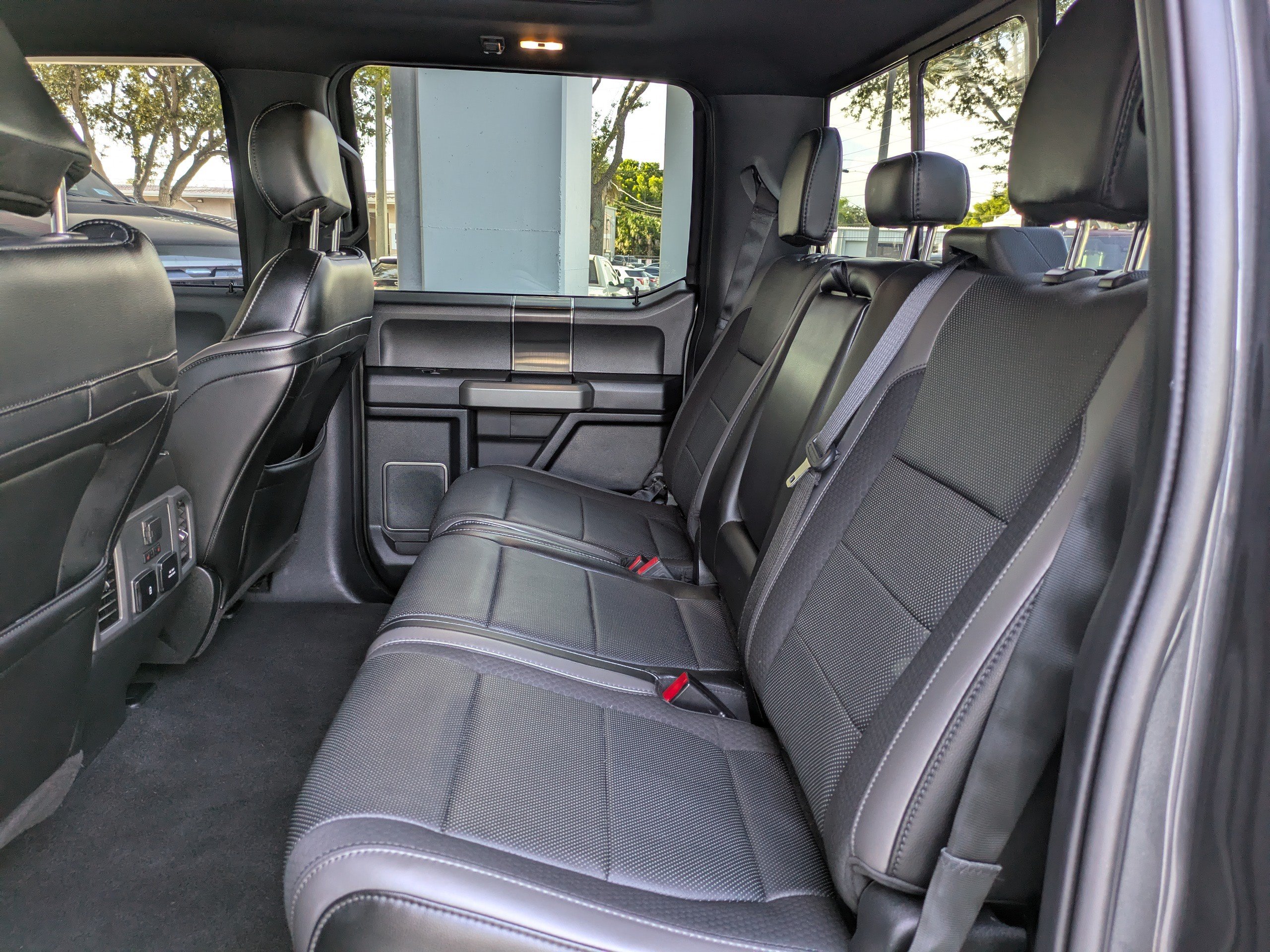 Used 2019 Ford F150 Raptor w/ Equipment Group 802A Luxury AWD/4WD image 14