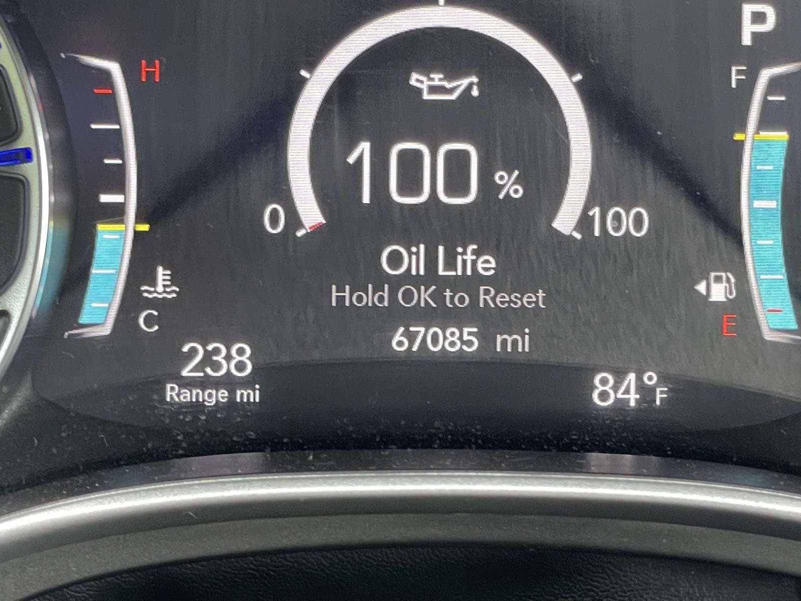Used 2024 Chrysler Pacifica Touring-L FWD image 20