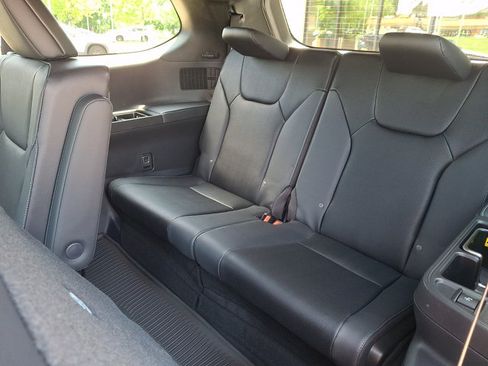 New 2026 Lexus TX 500h AWD image 7