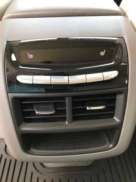 Used 2017 Cadillac XT5 Premium Luxury w/ Driver Assist Package AWD/4WD image 19