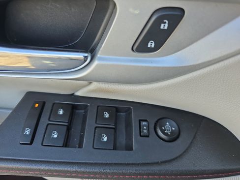 Used 2013 GMC Terrain SLT image 30