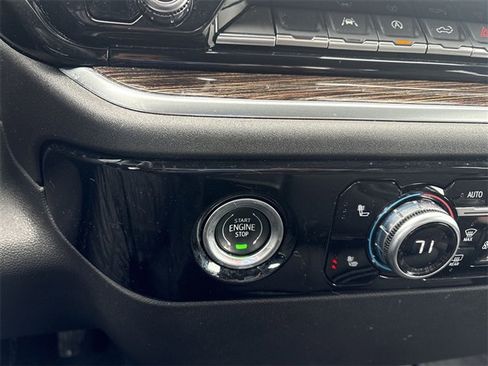 Certified 2022 GMC Sierra 1500 Elevation image 17