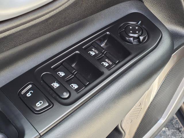 Certified 2023 Jeep Renegade Limited AWD/4WD image 20
