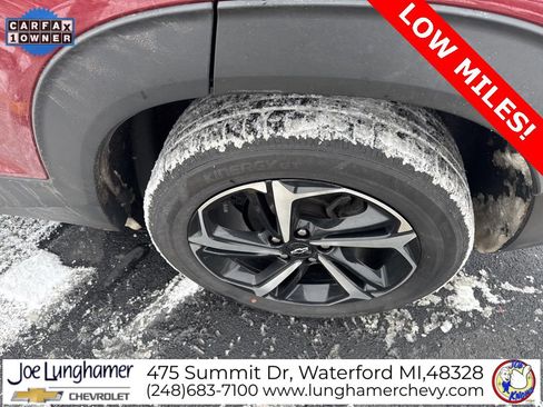 Used 2023 Chevrolet TrailBlazer RS w/ Sun and Liftgate Package image 10
