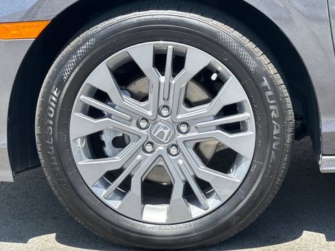 Certified 2025 Honda Odyssey Touring image 37