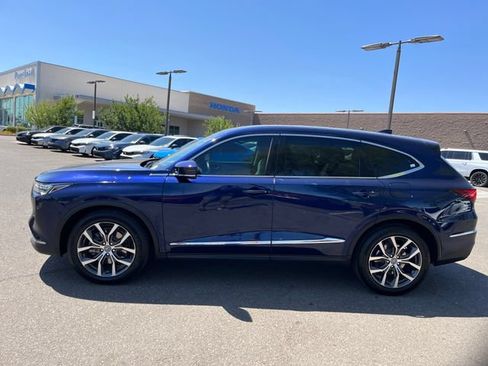 Used 2024 Acura MDX SH-AWD w/ Technology Package image 9