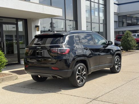 Used 2022 Jeep Compass Limited AWD/4WD image 4