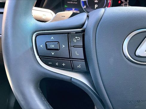 Used 2024 Lexus ES 350 w/ Premium Package image 21