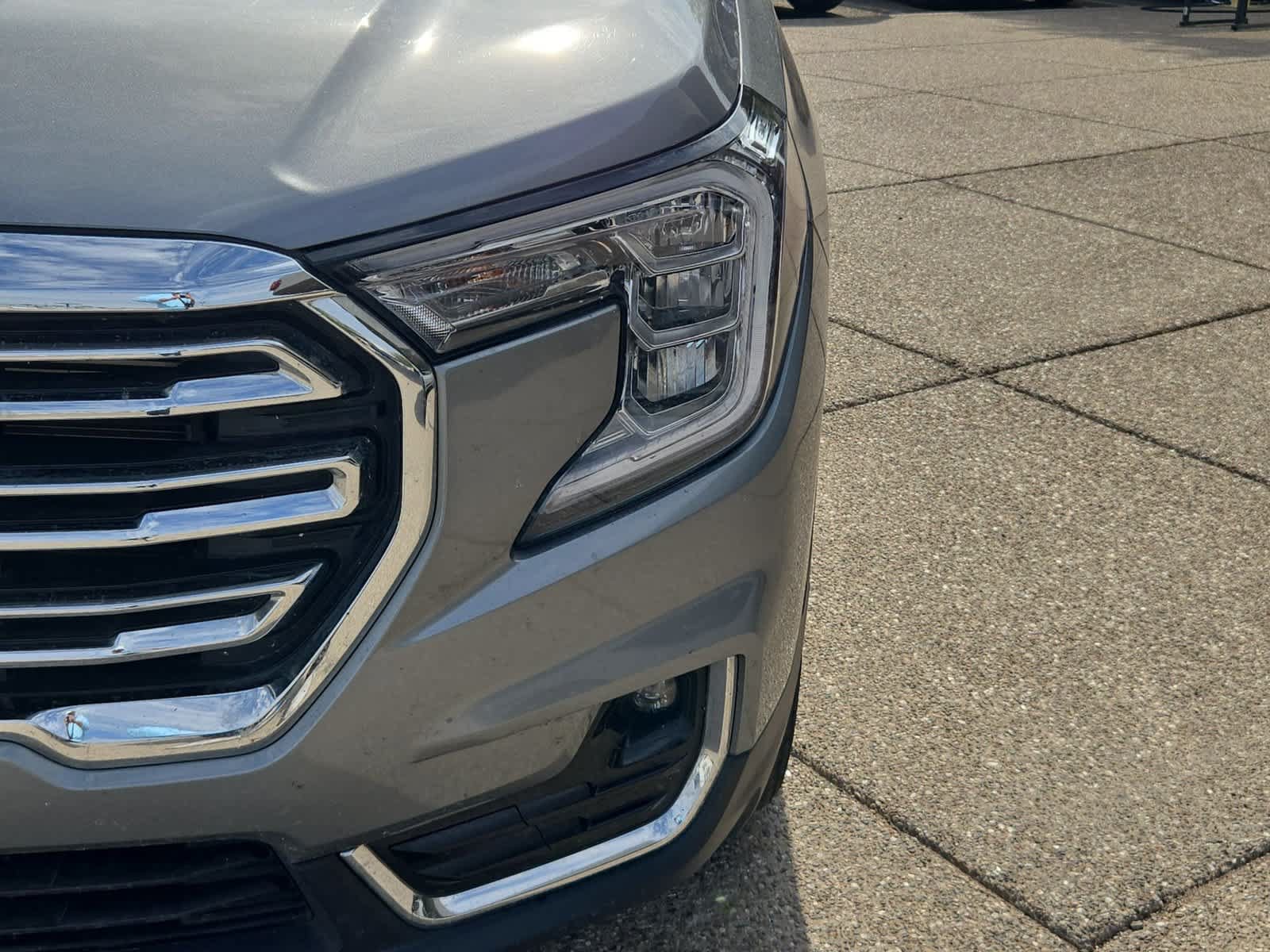 Used 2023 GMC Terrain SLT FWD image 11