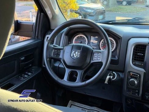 Used 2016 RAM 1500 Express w/ Black Ram 1500 Express Group image 22