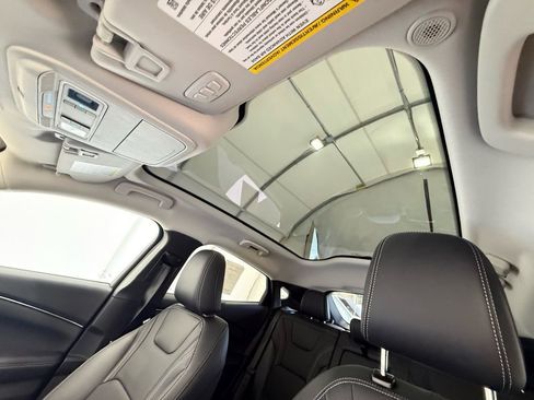 New 2025 Ford Mustang Mach-E Premium image 39