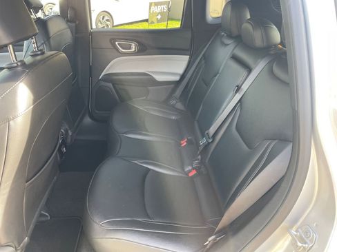 Used 2025 Jeep Compass Limited AWD/4WD image 28
