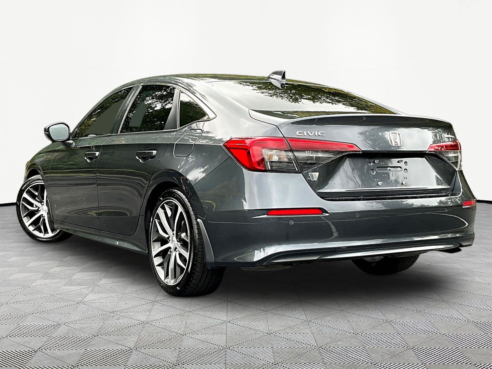 Certified 2024 Honda Civic Touring image 4
