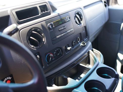 Used 2011 Ford E-250 and Econoline 250 w/ PWR Group RWD image 29