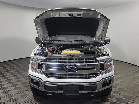 Used 2018 Ford F150 XLT w/ Equipment Group 302A Luxury image 12